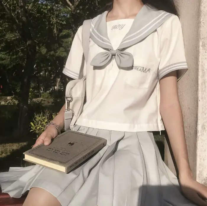 当恶魔呼喊你的名字时 海报